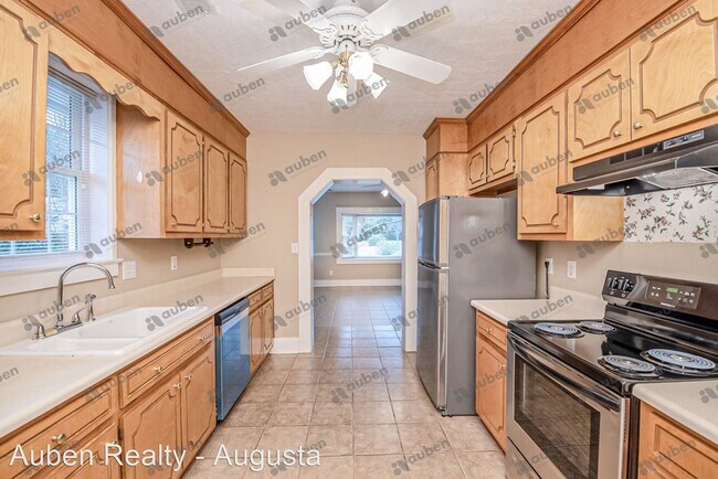 Foto del edificio - 3 br, 2.5 bath House - 1703 Johns Road