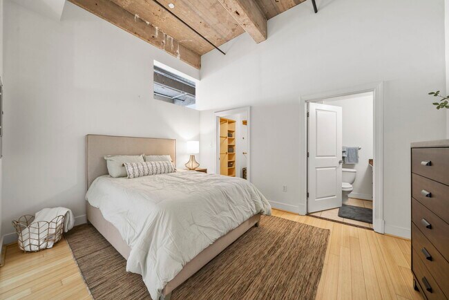 Foto del edificio - Lofts and Upper Lofts at Canal Walk III