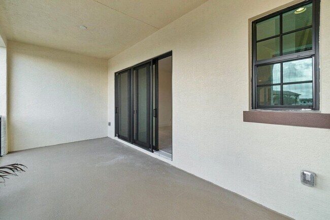 Foto del edificio - 5325 Sagan Ln