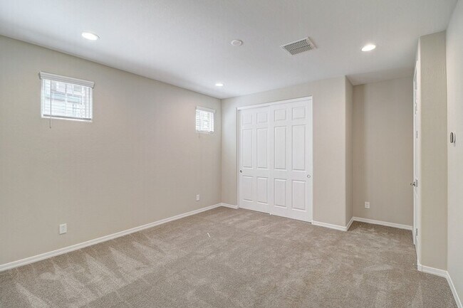Building Photo - PRIDE TO LIVE, NEWER BUILT COMMUNITY IN CORE CHANDLER. MUST SEE COMMUNITY AMENITIES