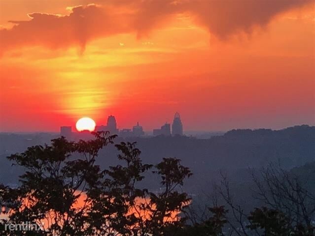 Foto del edificio - 912 Outlook Ridge Ln