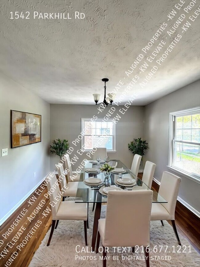 Foto del edificio - 1542 Parkhill Rd