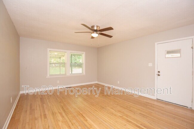 Foto del edificio - 2671 Dalewood Dr