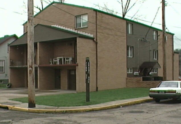 Primary Photo - 434 Penn St