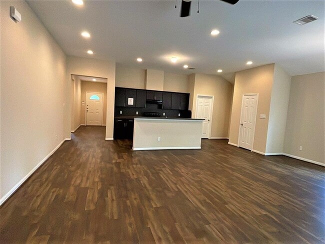 Building Photo - 21526 Little Wolf Dr