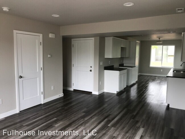 Foto del edificio - 8339-8395 W Hampden Ave