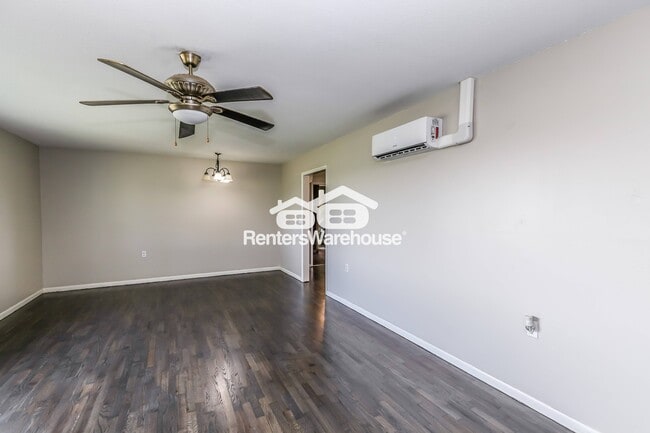 Building Photo - 8744 Bruns Rd