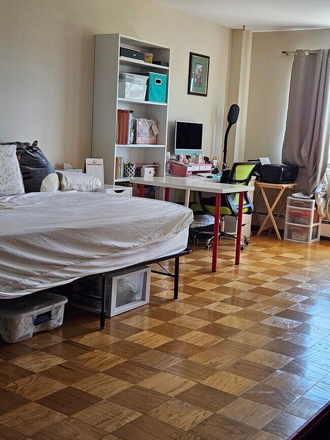 Foto del edificio - 44 S Main St