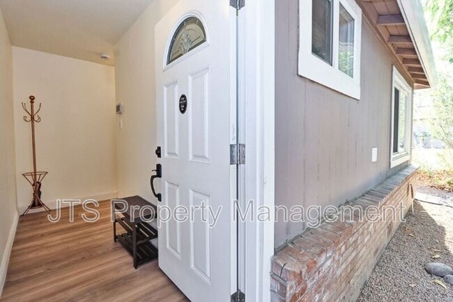 Foto del edificio - 6906 Pin Oak Ct