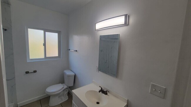 Foto del edificio - 13115 Oxnard St