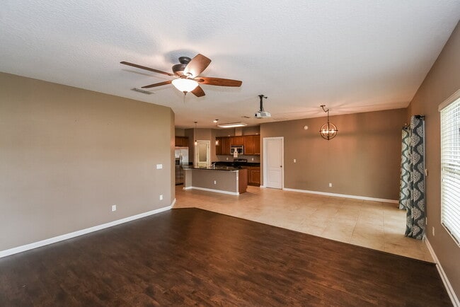 Building Photo - 16386 Bamboo Bluff Ct