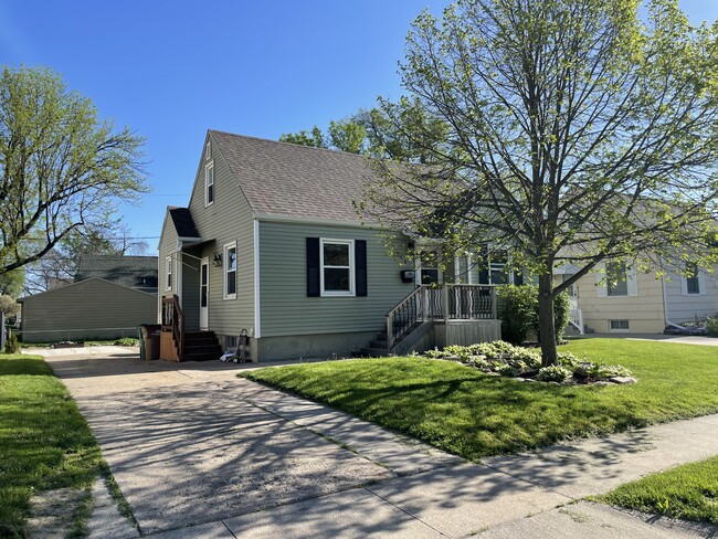 Side of House; Parking in Driveway - 225 Hillside Ave