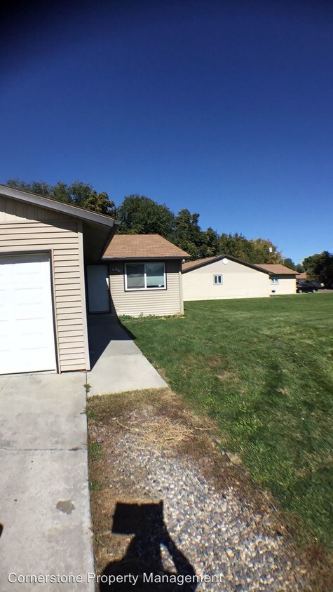 Foto principal - 1809 E Beech St