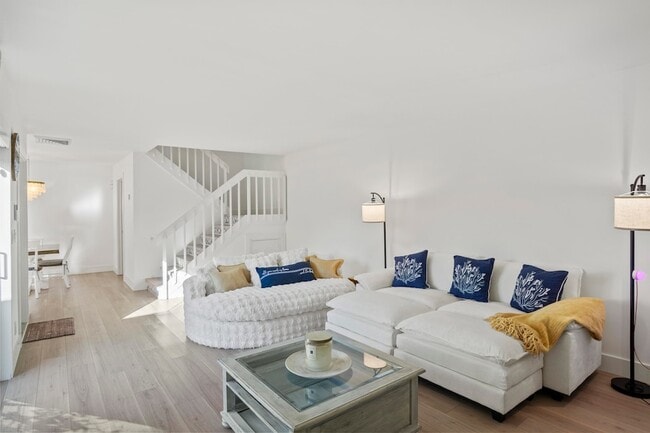 Photo - 5888 SE Riverboat Dr Townhome