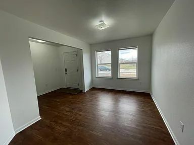 Building Photo - 3030 Hiddengreen Dr