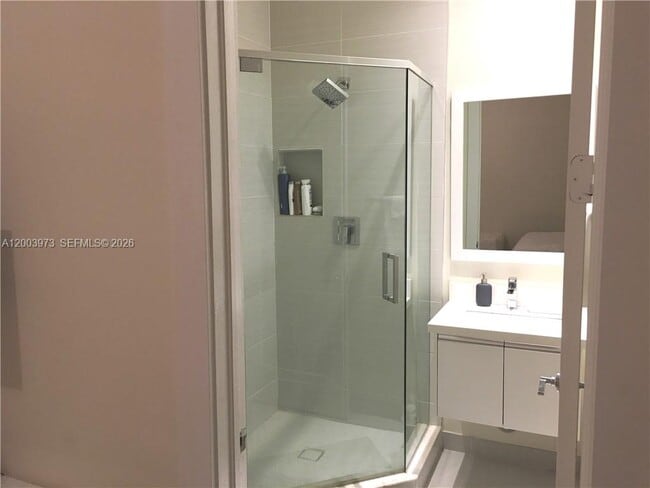 Foto del edificio - 6416 NW 104th Path