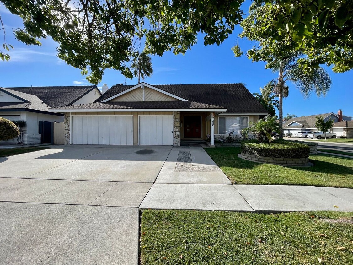 Coming Soon Spacious 4Bd 2.5Ba Home in Cy... House Rental in Cypress
