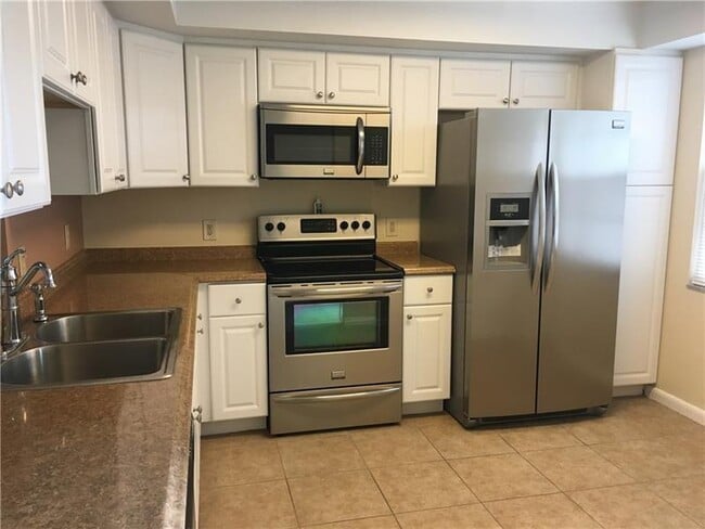 Building Photo - 2501 Antigua Terrace