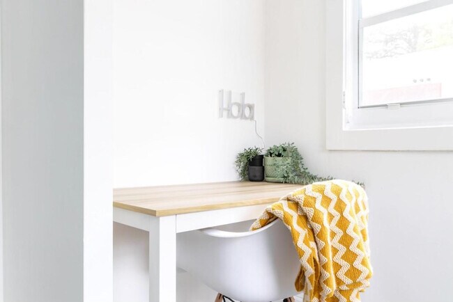 Foto del edificio - 330 SW 18th Rd