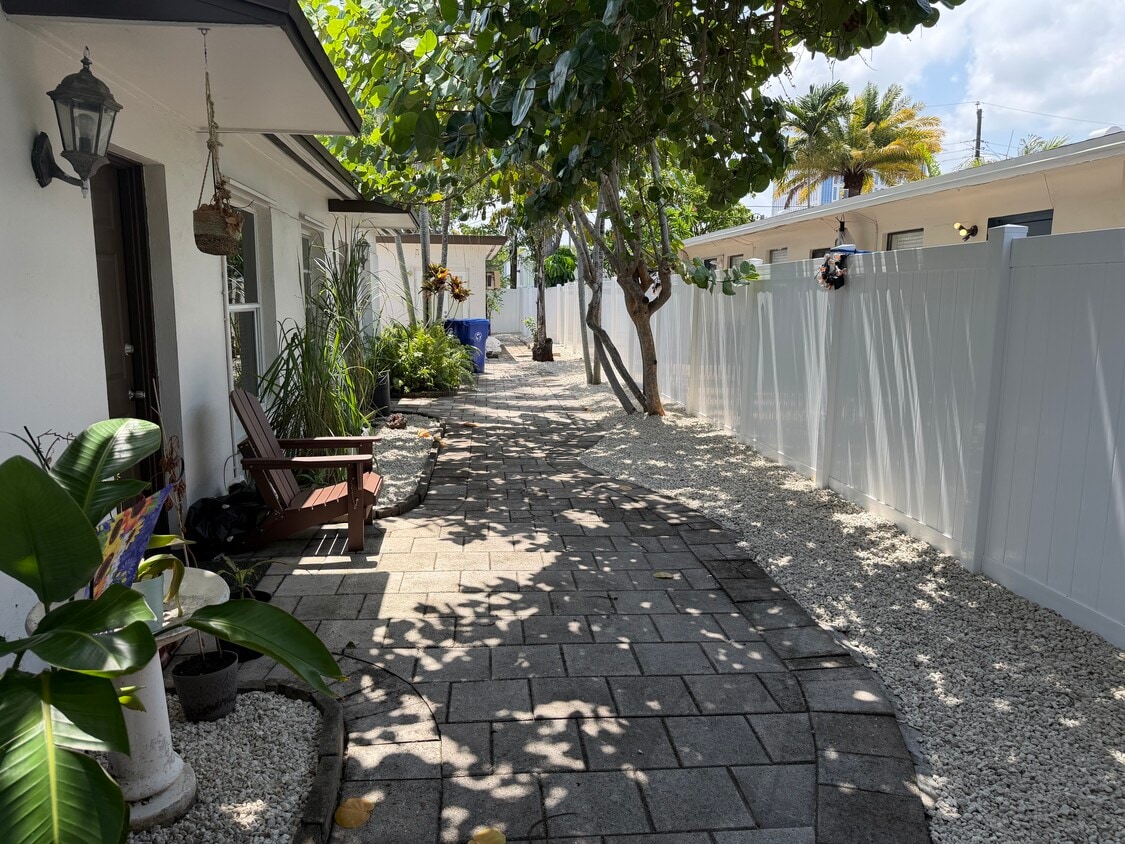 Photo - 1133 SE 6th Ter (Fort Lauderdale, FL)