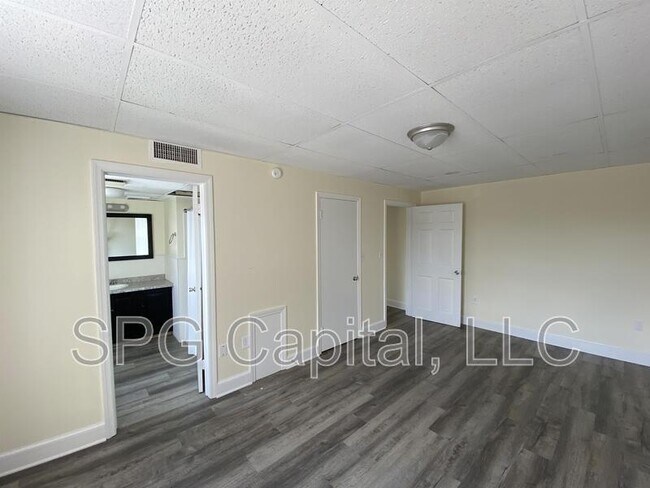 Foto del edificio - 5 Center Square