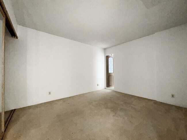 Foto del edificio - Diamond Head 1/1 with A/C and Parking