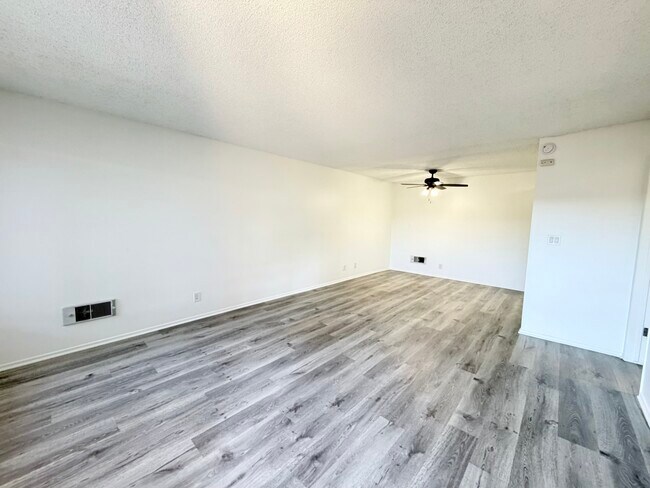Plan A: Sala de estar - Anza Victoria Apartments