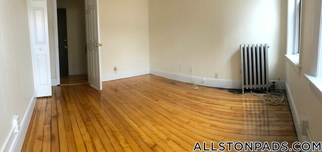 Building Photo - 437 Cambridge St