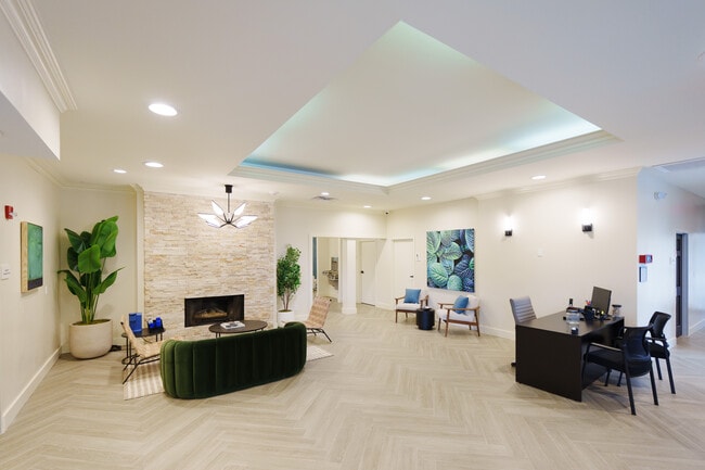 Foto del edificio - The Harrison Apartments