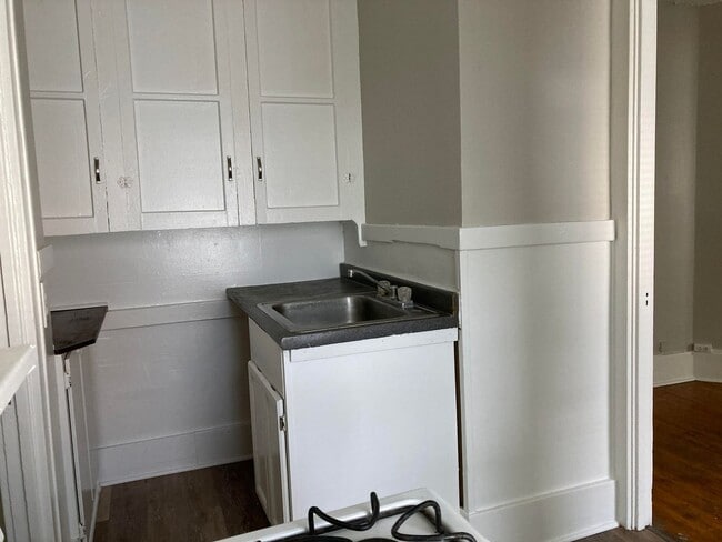 Building Photo - 450 Meigs-VR