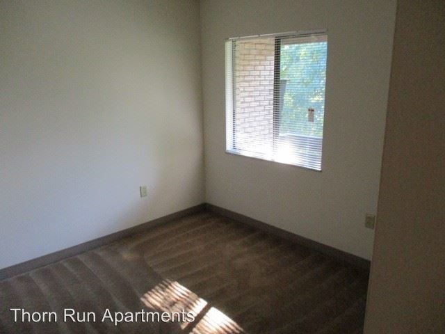 Building Photo - 500 Lee Dr