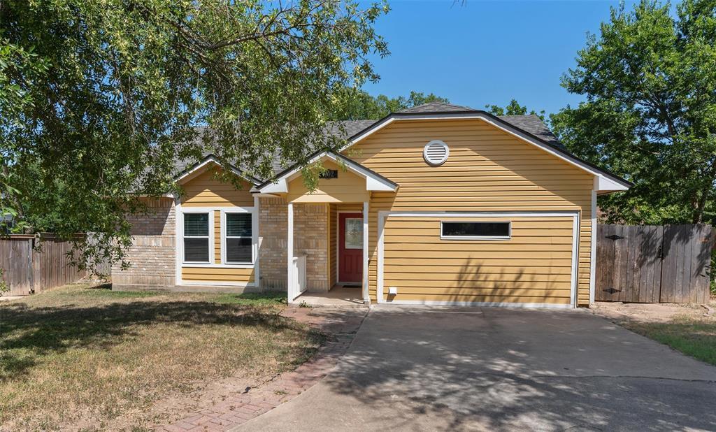 Foto principal - 1102 Ivybridge Dr