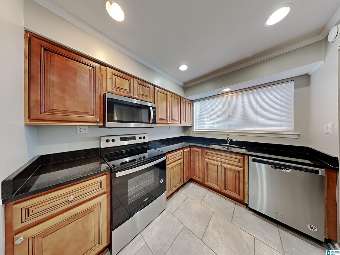 Building Photo - 117 Cambrian Way