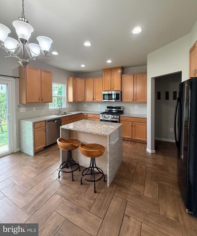 Foto del edificio - 9411 Wood Creek Cir