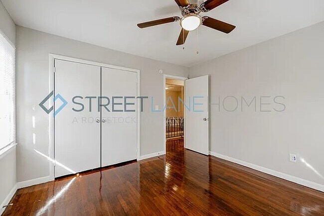 Foto del edificio - 822 33rd Ave