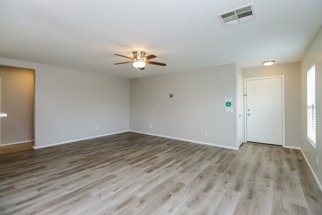 Foto del edificio - 2377 E San Manuel Rd