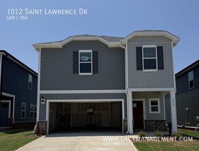 Building Photo - 1012 St Lawrence Dr