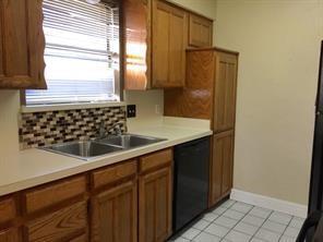 Building Photo - 6308 N Park Dr