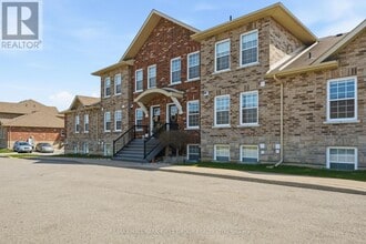 Building Photo - 430 Lonsberry Dr