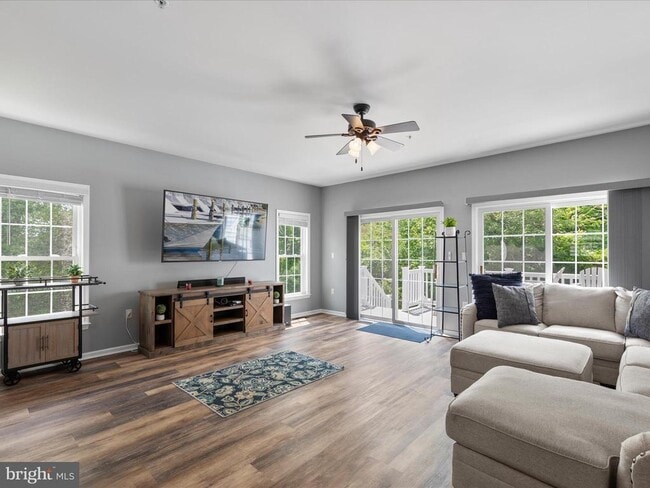 Foto del edificio - 9739 Golf Course Rd