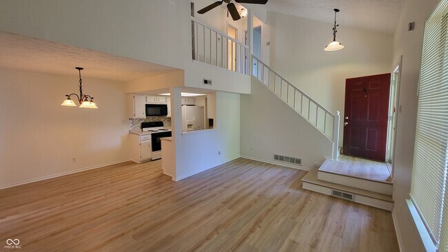 Foto del edificio - 6426 Bayside S Dr