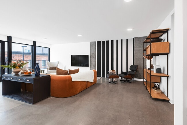 Resident Lounge - The Astir Callowhill