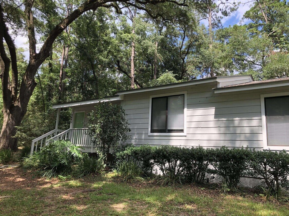 Primary Photo - 3499 Bear Creek Rd