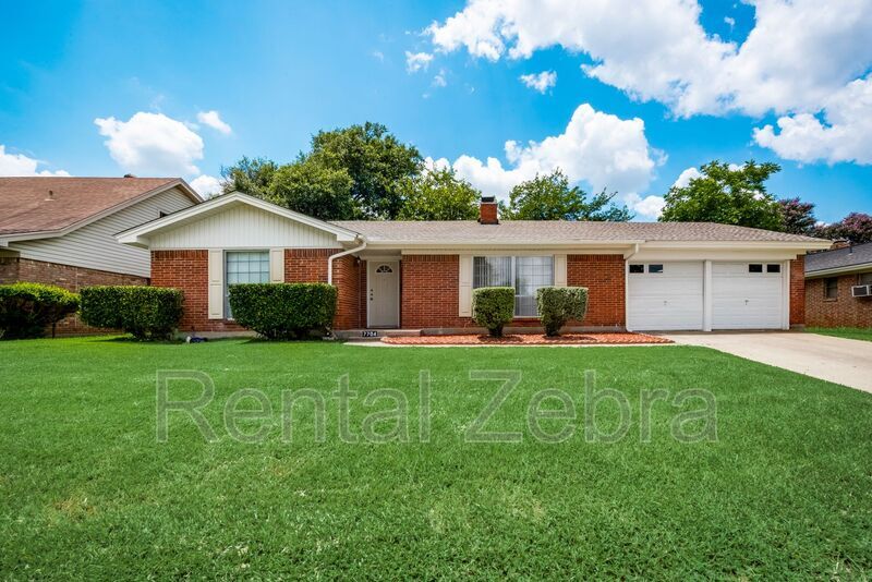 Foto principal - 7704 Camelot Rd