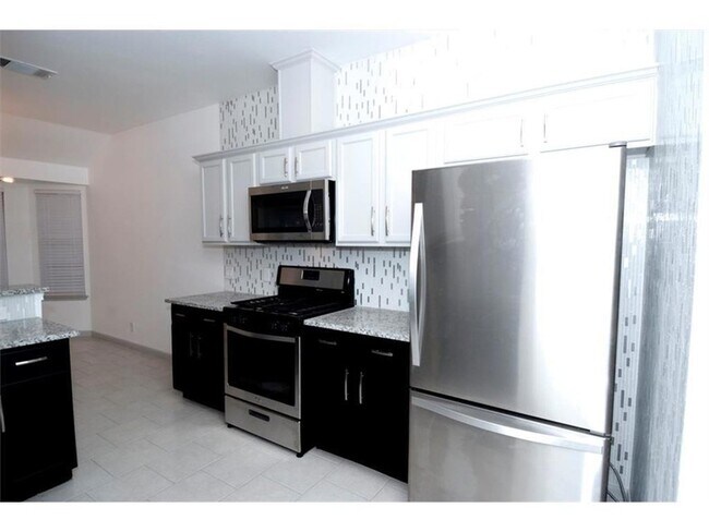 Foto del edificio - 107 Tanglewood Ln