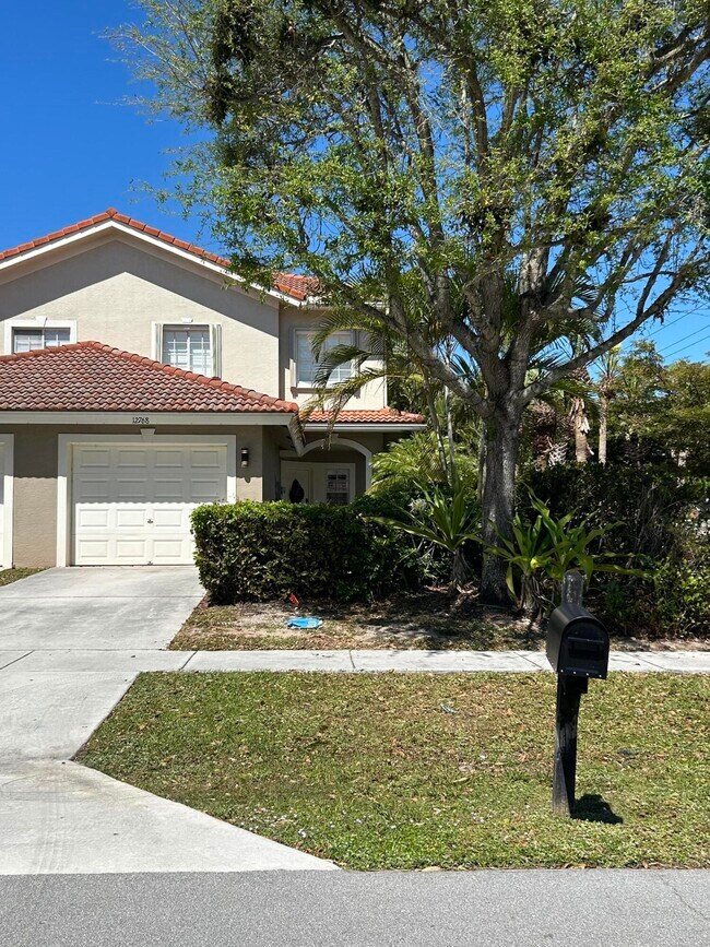 Foto del edificio - 12768 Westhampton Cir