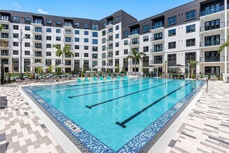 Building Photo - 425 Centerpointe Cir Building Photo - 425 Centerpointe Cir