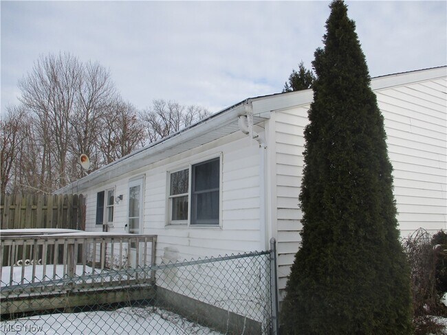Foto del edificio - 14740 Hillcrest Ave