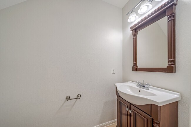 Foto del edificio - 18439 Sunrise Oaks Ct