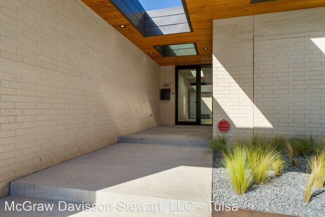 Foto del edificio - 3 br, 2 bath House - 3136 S Utica Ave